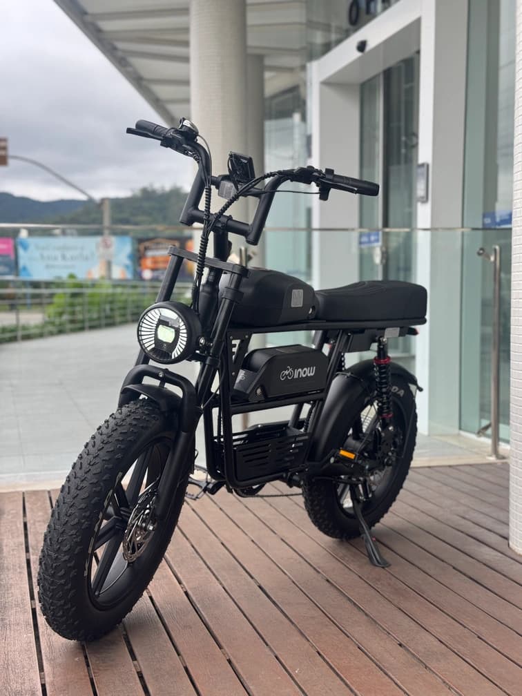 V35 — foto original da Life Eletric